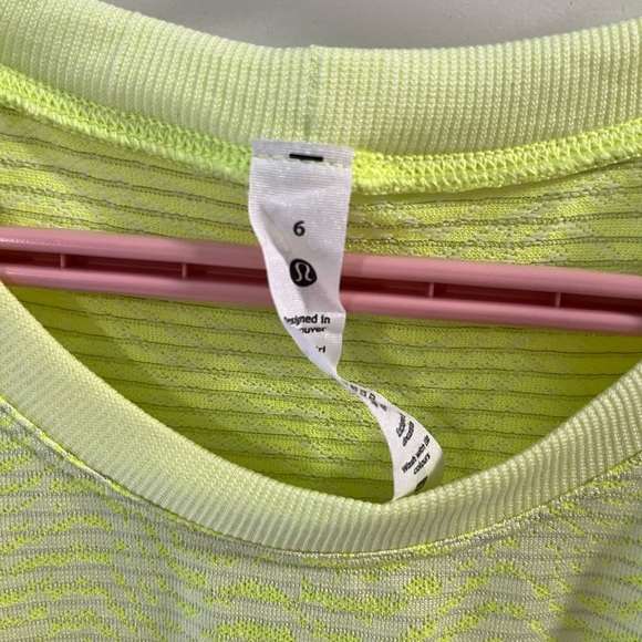 Lululemon Swiftly Breathe Cropped Tank - Picture 2 of 5
